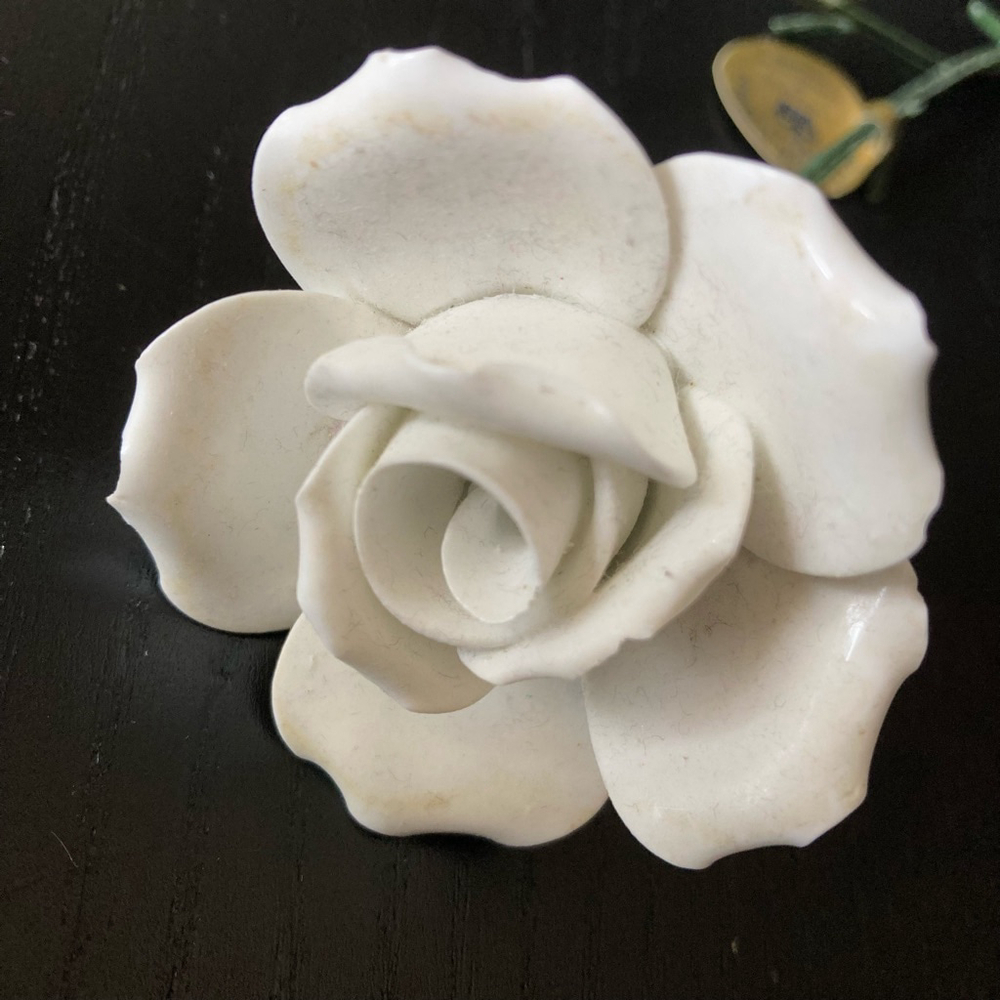 Royale Stratford White Rose Brooch